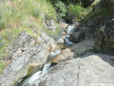 Cascada del Cancho; fotos gredos senderismo semana santa autobuses san sebastian de los reyes madrid